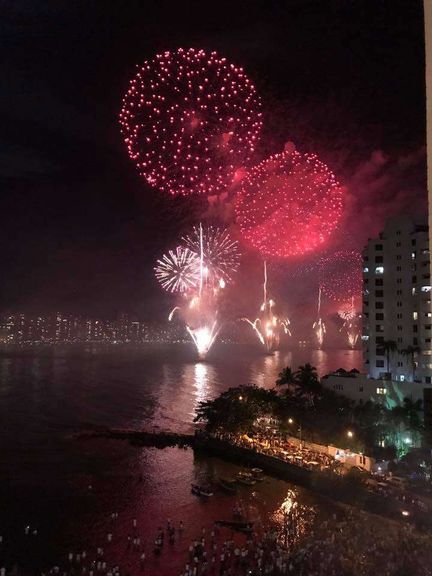 Imagem Apartamento com 3 Quartos à Venda, 112 m² em Vila Luis Antônio - Guarujá