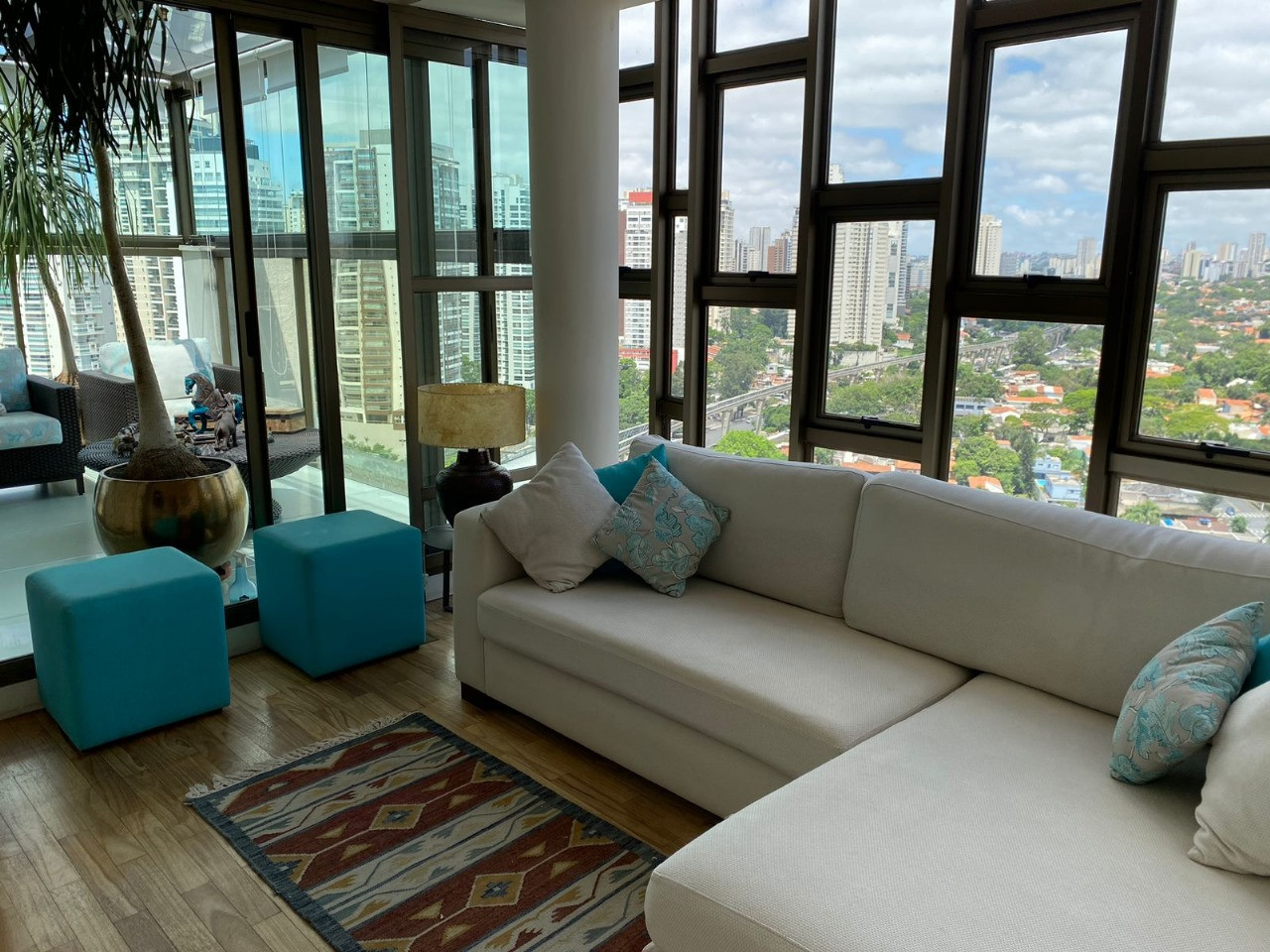 Imagem Cobertura com 3 Quartos à Venda, 240 m²em Brooklin Paulista - São Paulo Imagem Cobertura com 3 Quartos à Venda, 240 m²em Brooklin Paulista - São Paulo