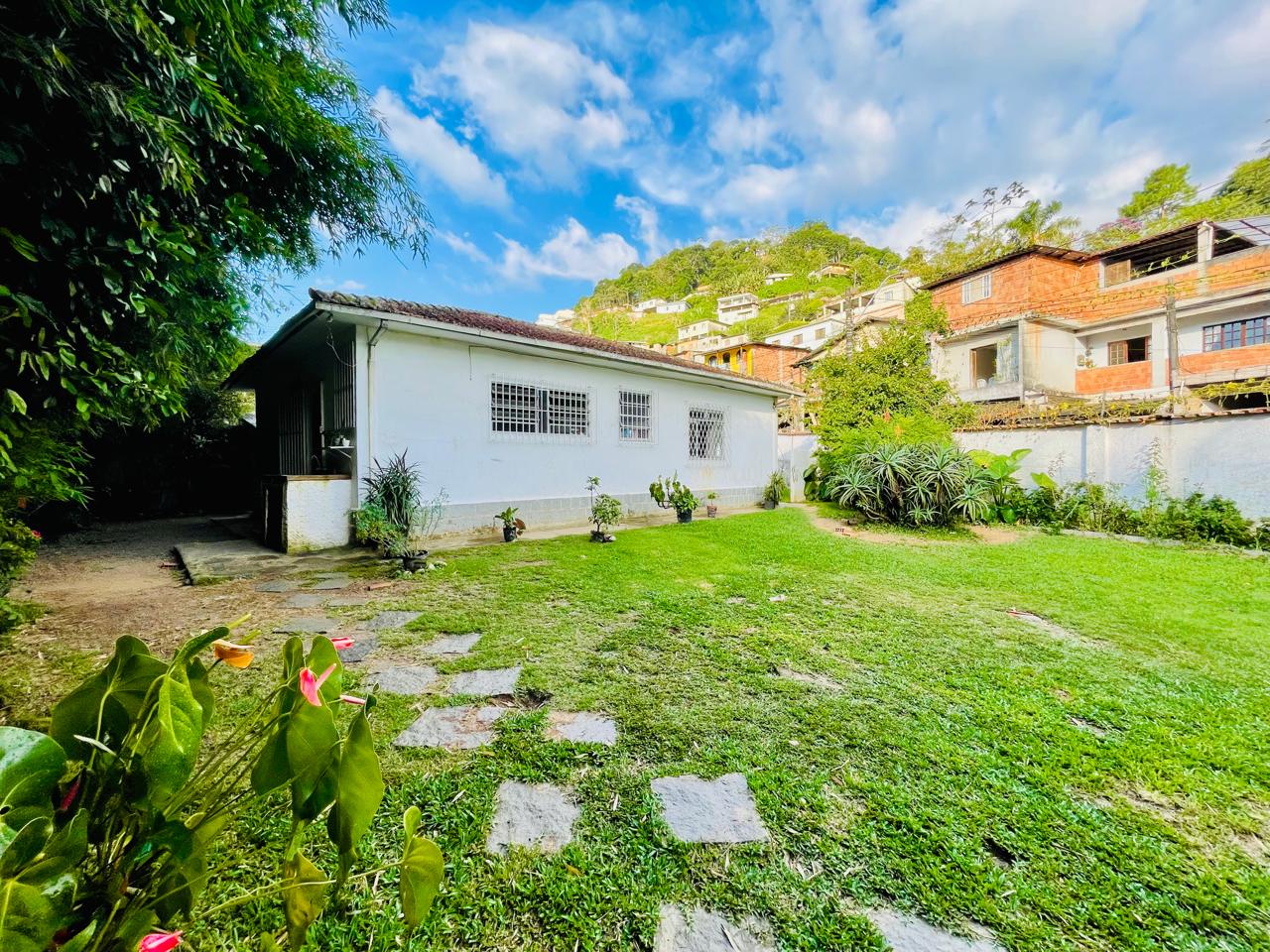 Imagem Casa com 3 Quartos à Venda, 98 m² em Alto - Teresópolis Imagem Casa com 3 Quartos à Venda, 98 m² em Alto - Teresópolis