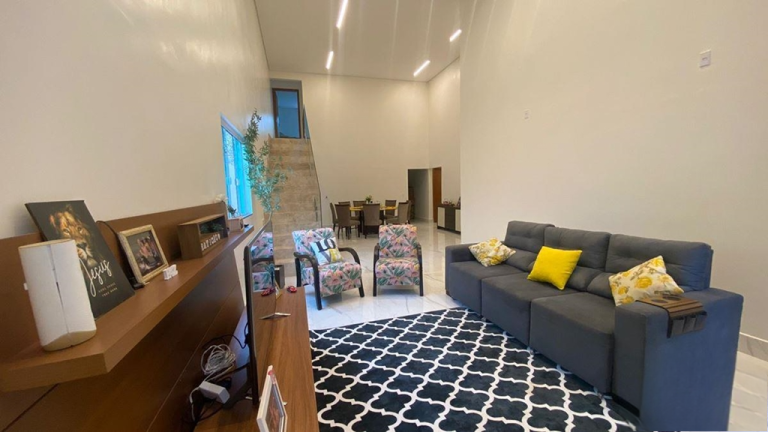 Imagem Casa de Condomínio com 4 Quartos à Venda,  em Setor Habitacional Arniqueira (Águas Claras) - Brasília