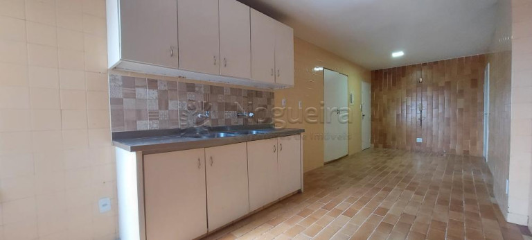 Imagem Apartamento com 4 Quartos à Venda, 189 m² em Candeias - Jaboatão dos Guararapes Imagem Apartamento com 4 Quartos à Venda, 189 m² em Candeias - Jaboatão dos Guararapes