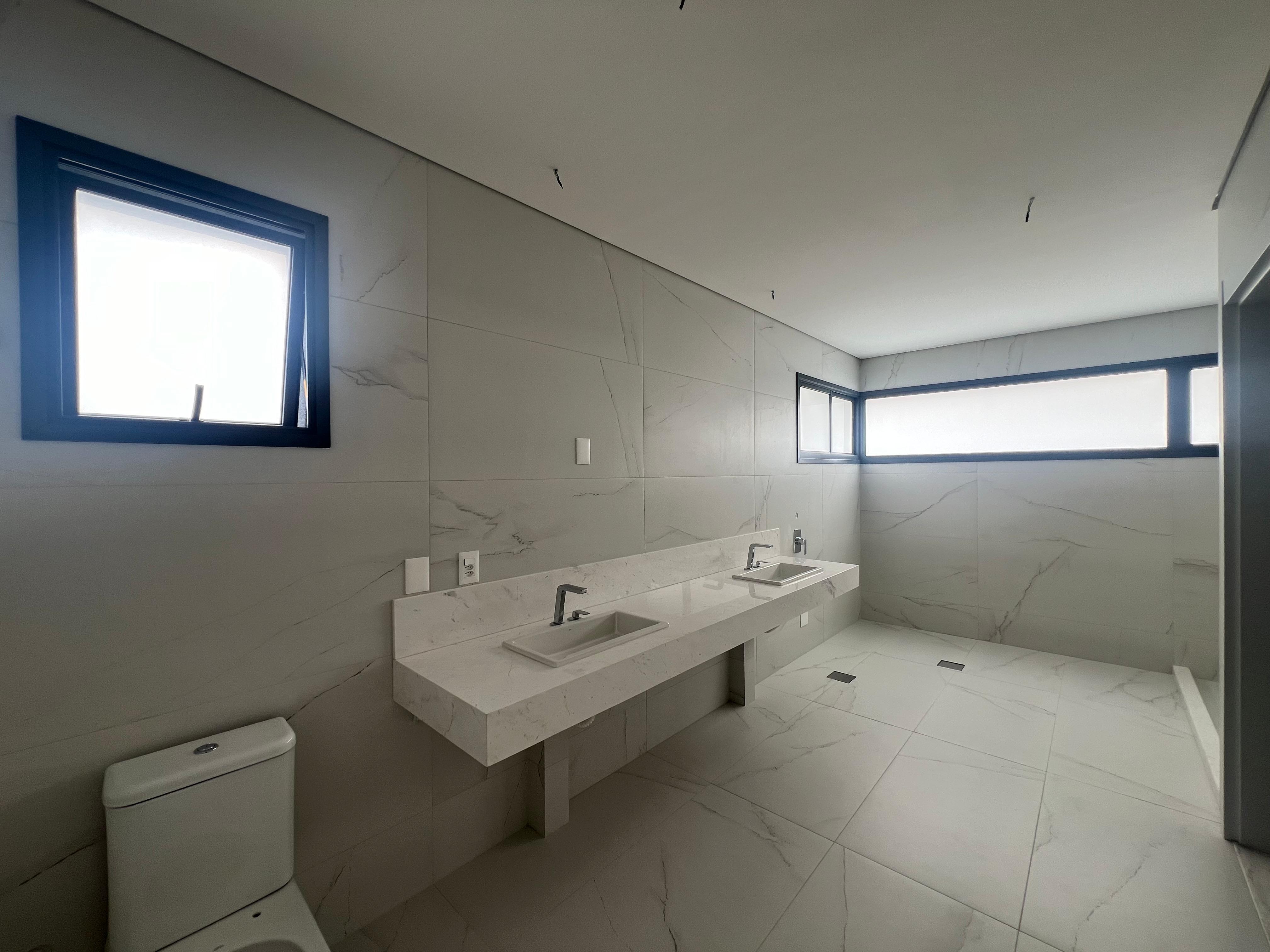 Imagem Cobertura com 3 Quartos à Venda, 350 m²em Cambuí - Campinas