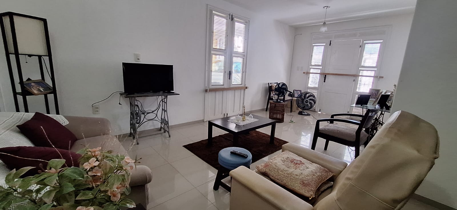 Imagem Casa com 3 Quartos à Venda, 320 m² em Varjota - Fortaleza Imagem Casa com 3 Quartos à Venda, 320 m² em Varjota - Fortaleza