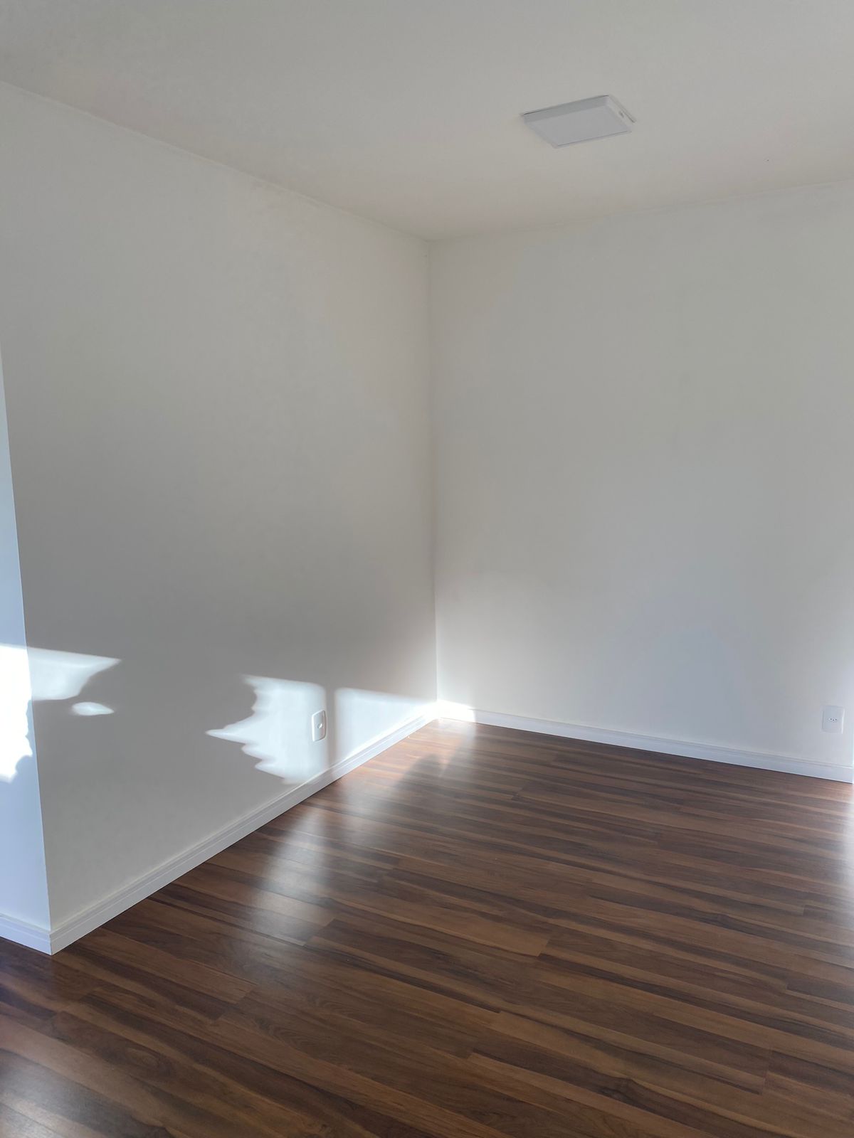 Imagem Apartamento com 2 Quartos à Venda, 54 m²em Espinheiros - Itajaí
