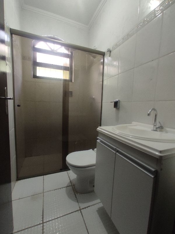 Imagem Casa com 3 Quartos para Alugar, 300 m²em Vila Clarice - São Paulo Imagem Casa com 3 Quartos para Alugar, 300 m²em Vila Clarice - São Paulo