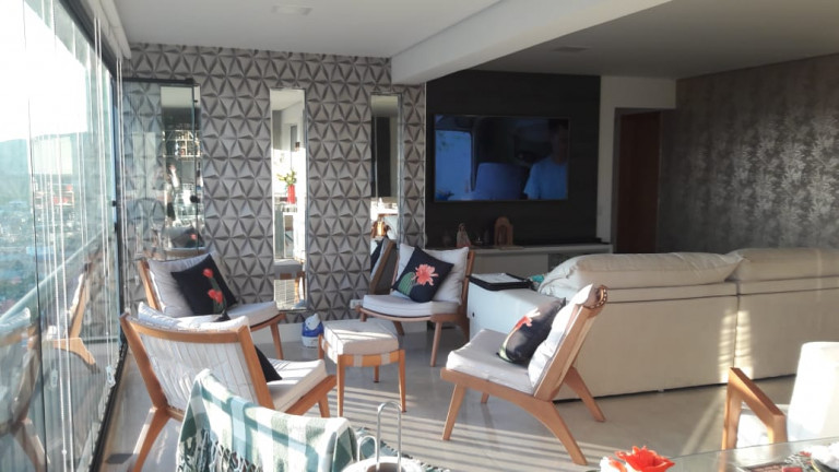 Imagem Apartamento com 3 Quartos à Venda, 126 m² em Centro - Mogi das Cruzes