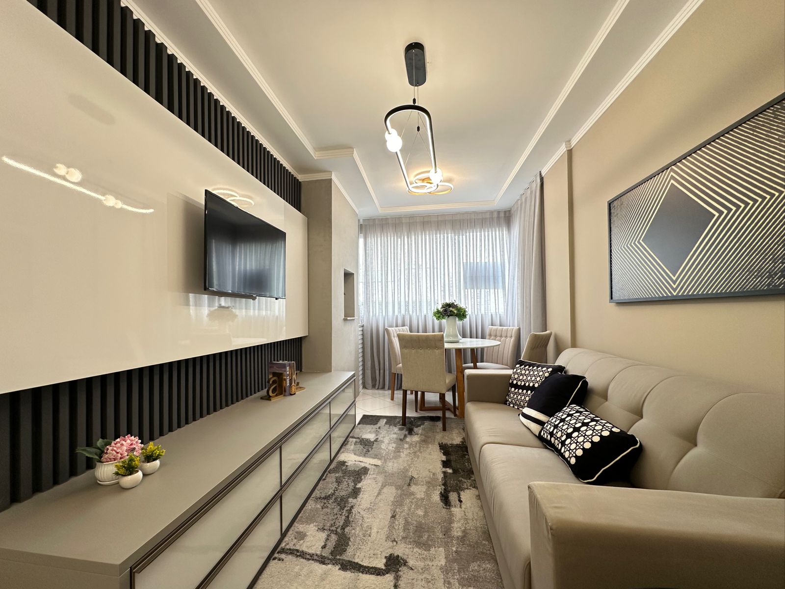 Foto do imóvel Apartamento com 2 Quartos à Venda, 60 m²em Meia Praia - Itapema