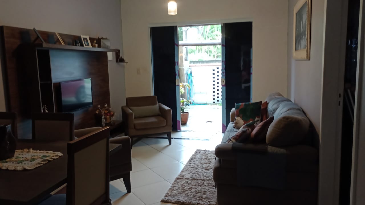 Imagem Casa com 2 Quartos à Venda, 200 m²em Itacolomi - Balneário Piçarras Imagem Casa com 2 Quartos à Venda, 200 m²em Itacolomi - Balneário Piçarras
