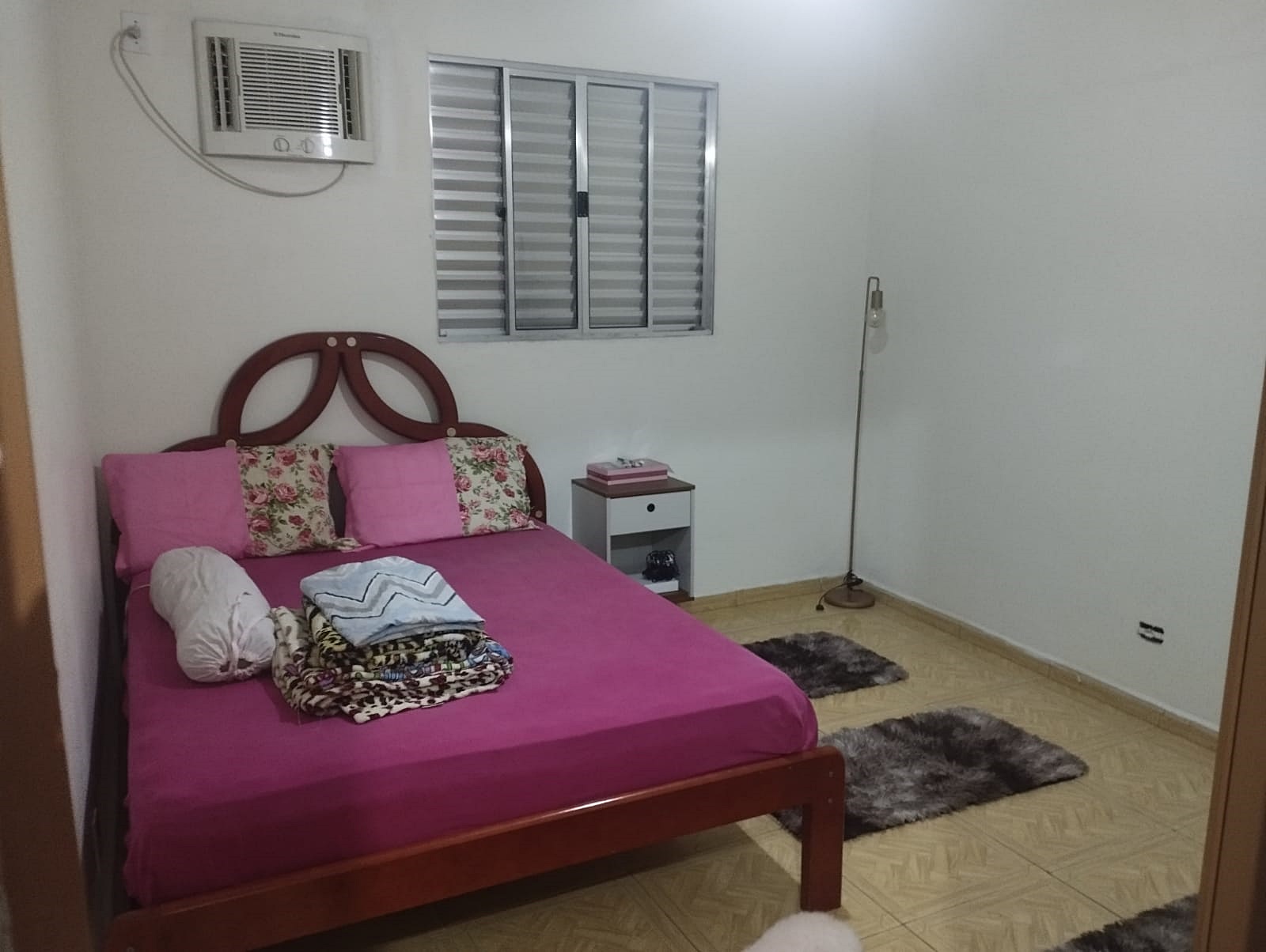 Imagem Casa com 3 Quartos à Venda, 116 m²em Vila Cascatinha - São Vicente Imagem Casa com 3 Quartos à Venda, 116 m²em Vila Cascatinha - São Vicente