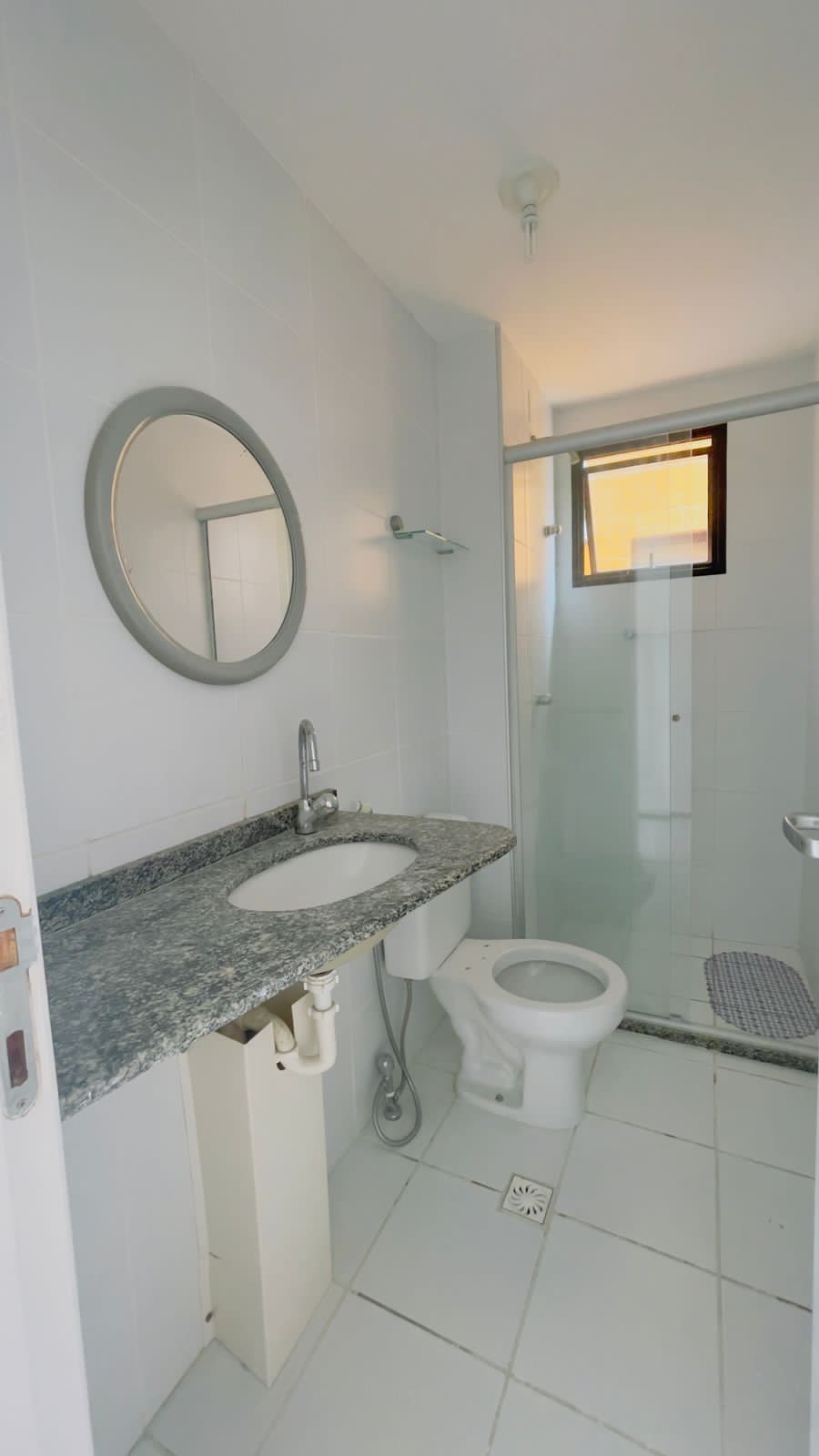Imagem Apartamento com 2 Quartos à Venda, 61 m²em Calhau - São Luís