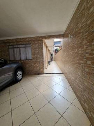 Imagem Sobrado com 3 Quartos à Venda, 195 m² em Mutinga - Osasco