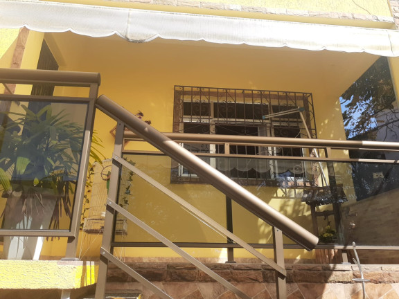 Imagem Casa com 4 Quartos à Venda, 150 m²em Trindade - São Gonçalo Imagem Casa com 4 Quartos à Venda, 150 m²em Trindade - São Gonçalo