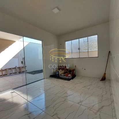 Imagem Casa com 3 Quartos à Venda, 88 m²em Parque Residencial Aeroporto - Maringá