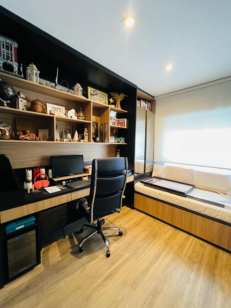 Imagem Apartamento com 3 Quartos à Venda, 181 m²em Cambuí - Campinas