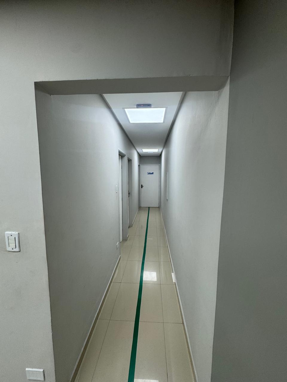 Imagem Sala Comercial para Alugar, 300 m² em Nossa Senhora das Graças - Manaus Imagem Sala Comercial para Alugar, 300 m² em Nossa Senhora das Graças - Manaus