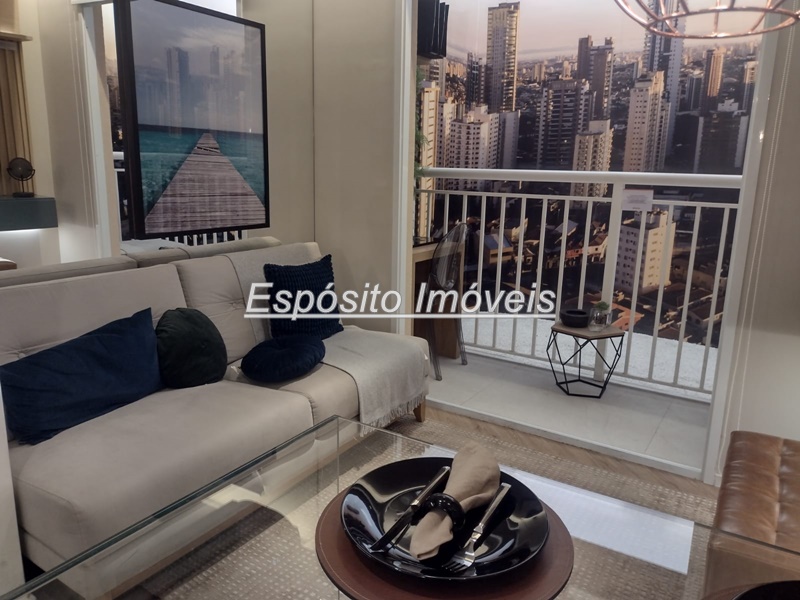 Apartamento com 2 Quartos à Venda, 32 m²em Vila Carmosina - São Paulo
