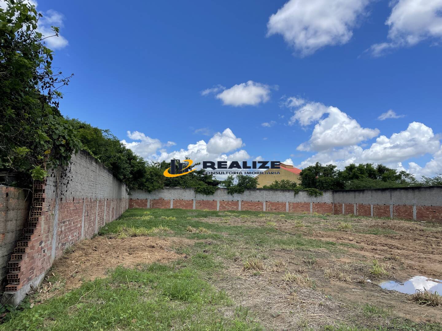 Imagem Terreno à Venda, 2 m²em Parque Turf Club - Campos dos Goytacazes Imagem Terreno à Venda, 2 m²em Parque Turf Club - Campos dos Goytacazes