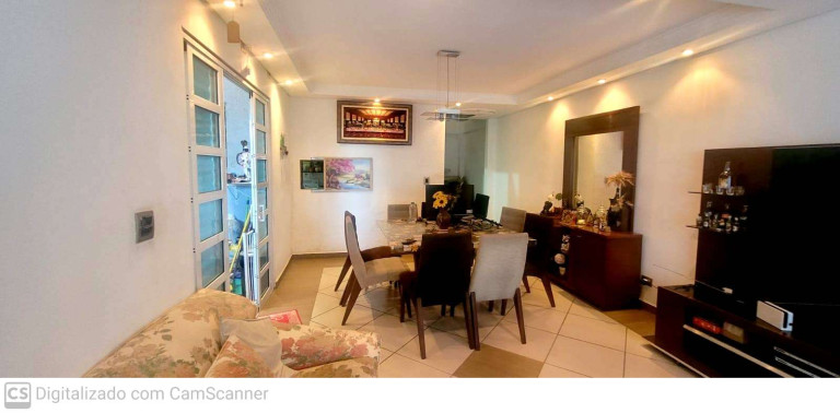 Casa com 3 Quartos à Venda, 200 m² em Conjunto Habitacional Presidente Castelo Branco - Carapicuíba
