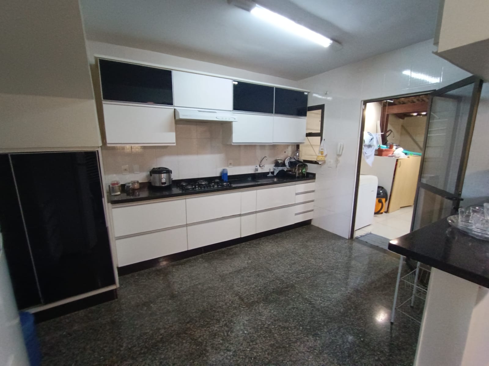 Imagem Casa de Condomínio com 3 Quartos à Venda, 383 m²em Sítios Santa Luzia - Aparecida de Goiânia Imagem Casa de Condomínio com 3 Quartos à Venda, 383 m²em Sítios Santa Luzia - Aparecida de Goiânia