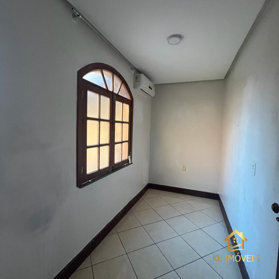 Imagem Casa com 1 Quarto à Venda, 330 m²em Flores - Manaus Imagem Casa com 1 Quarto à Venda, 330 m²em Flores - Manaus
