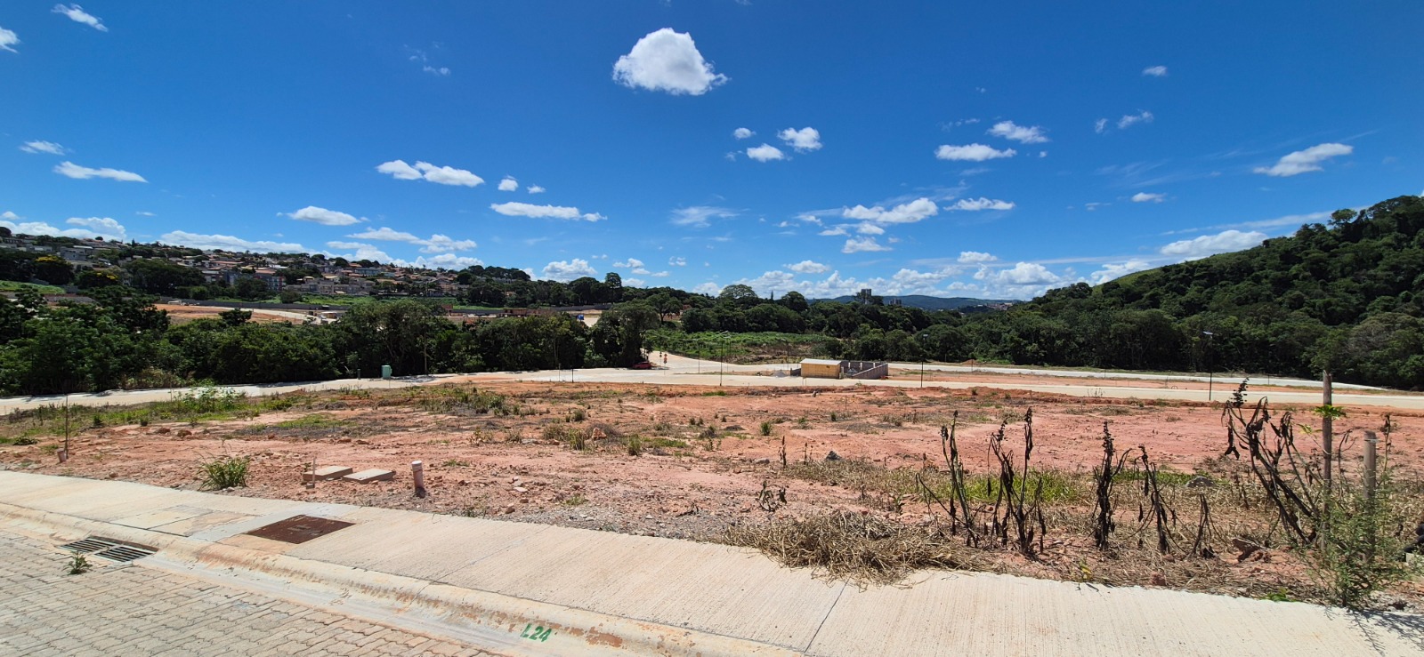 Imagem Terreno em Condomínio à Venda, 360 m² em San Fernando Valley - Atibaia Imagem Terreno em Condomínio à Venda, 360 m² em San Fernando Valley - Atibaia