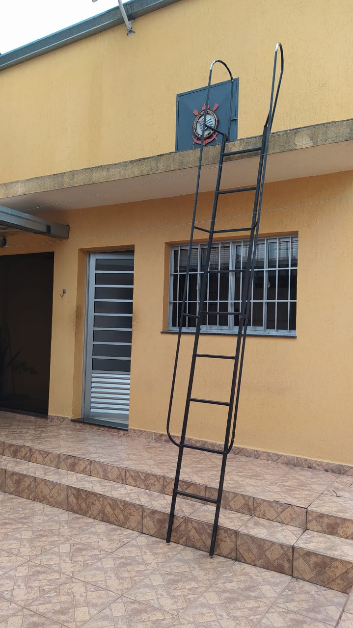 Imagem Casa com 5 Quartos à Venda, 146 m²em Vila Mogilar - Mogi das Cruzes Imagem Casa com 5 Quartos à Venda, 146 m²em Vila Mogilar - Mogi das Cruzes