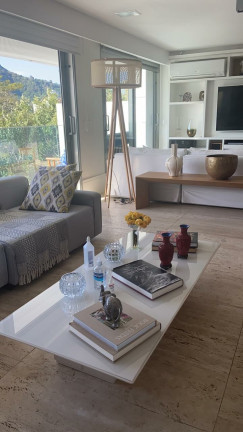 Imagem Apartamento com 3 Quartos à Venda,  em Lagoa - Rio de Janeiro