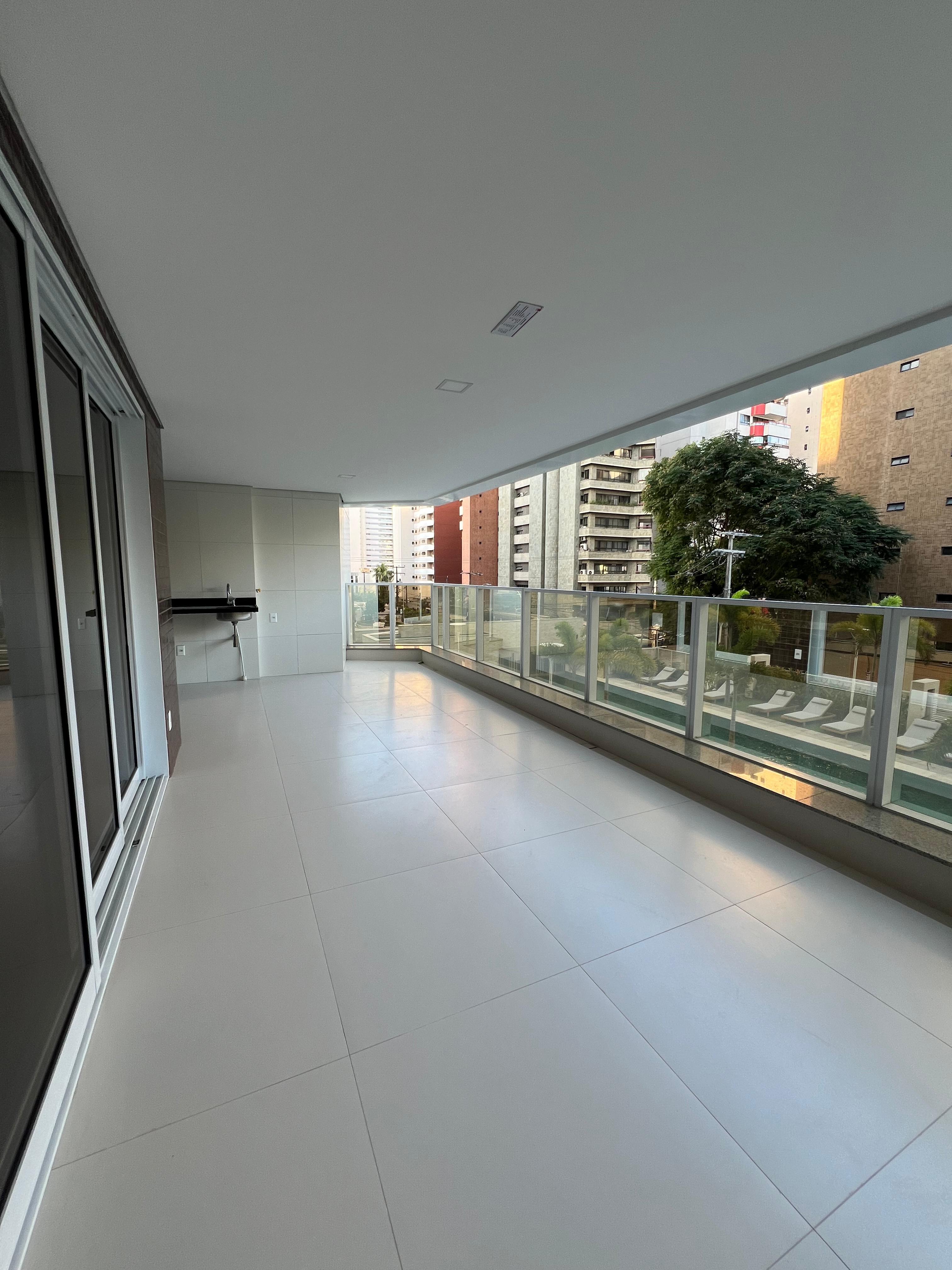 Imagem Apartamento com 4 Quartos à Venda, 230 m² em Meireles - Fortaleza Imagem Apartamento com 4 Quartos à Venda, 230 m² em Meireles - Fortaleza