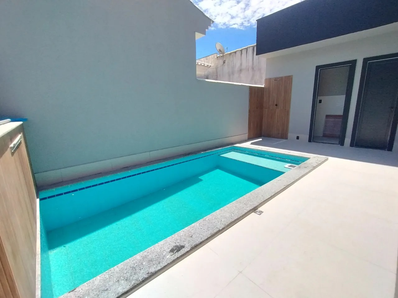 Imagem Casa de Condomínio com 3 Quartos à Venda, 160 m² em Campo Grande - Rio de Janeiro Imagem Casa de Condomínio com 3 Quartos à Venda, 160 m² em Campo Grande - Rio de Janeiro