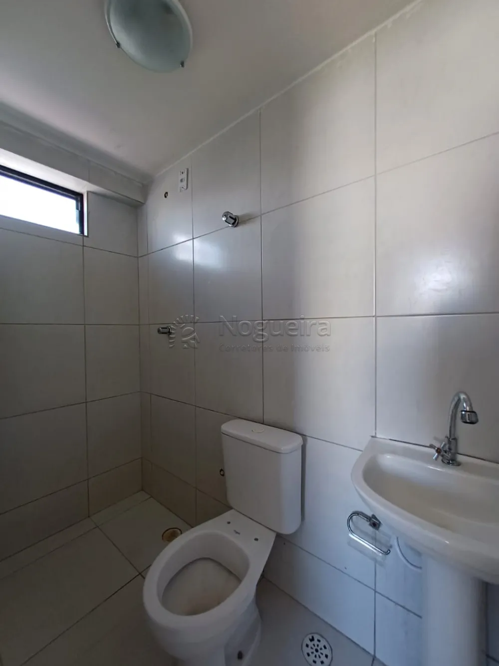 Imagem Apartamento com 2 Quartos à Venda, 65 m²em Encruzilhada - Recife
