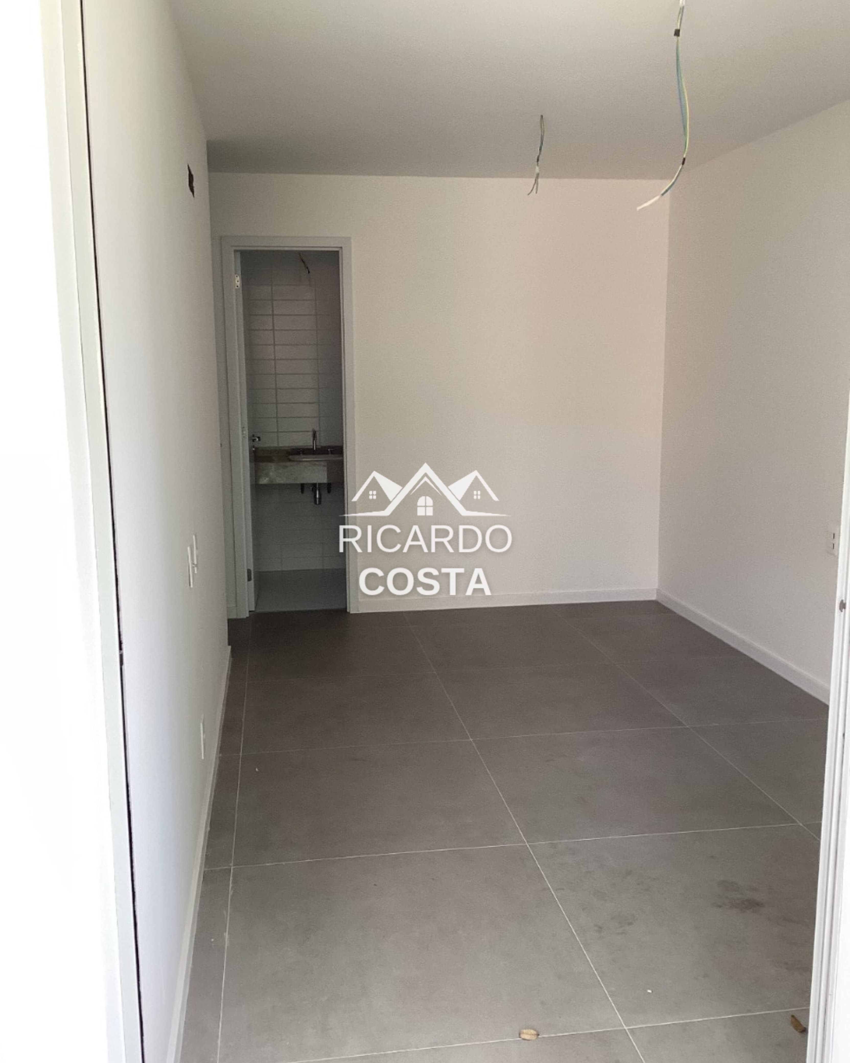 Imagem Cobertura com 2 Quartos à Venda ou Locação, 190 m² em Humaitá - Rio de Janeiro
