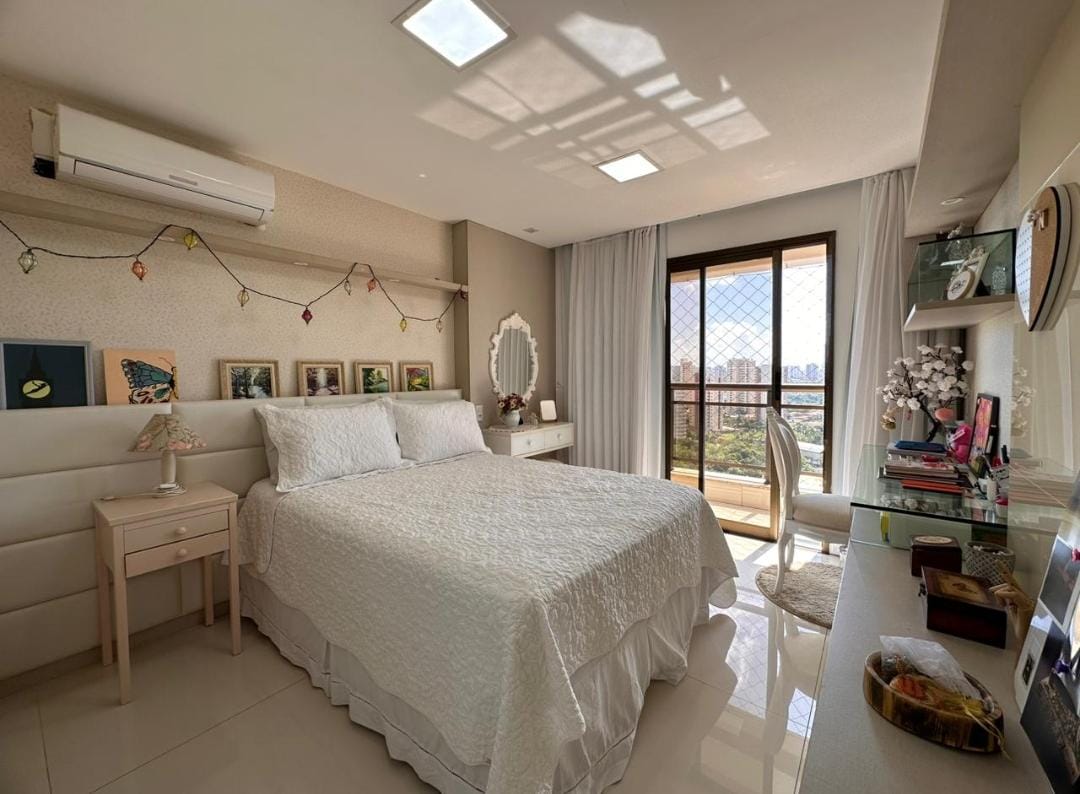 Imagem Apartamento com 4 Quartos à Venda, 209 m²em Guararapes - Fortaleza Imagem Apartamento com 4 Quartos à Venda, 209 m²em Guararapes - Fortaleza
