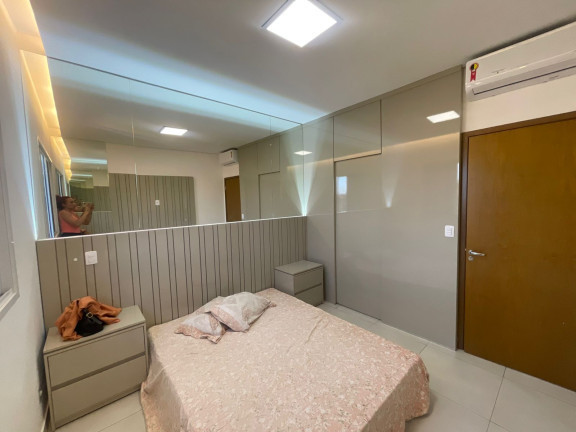Imagem Sobrado com 3 Quartos à Venda,  em Setor Castelo Branco - Goiânia