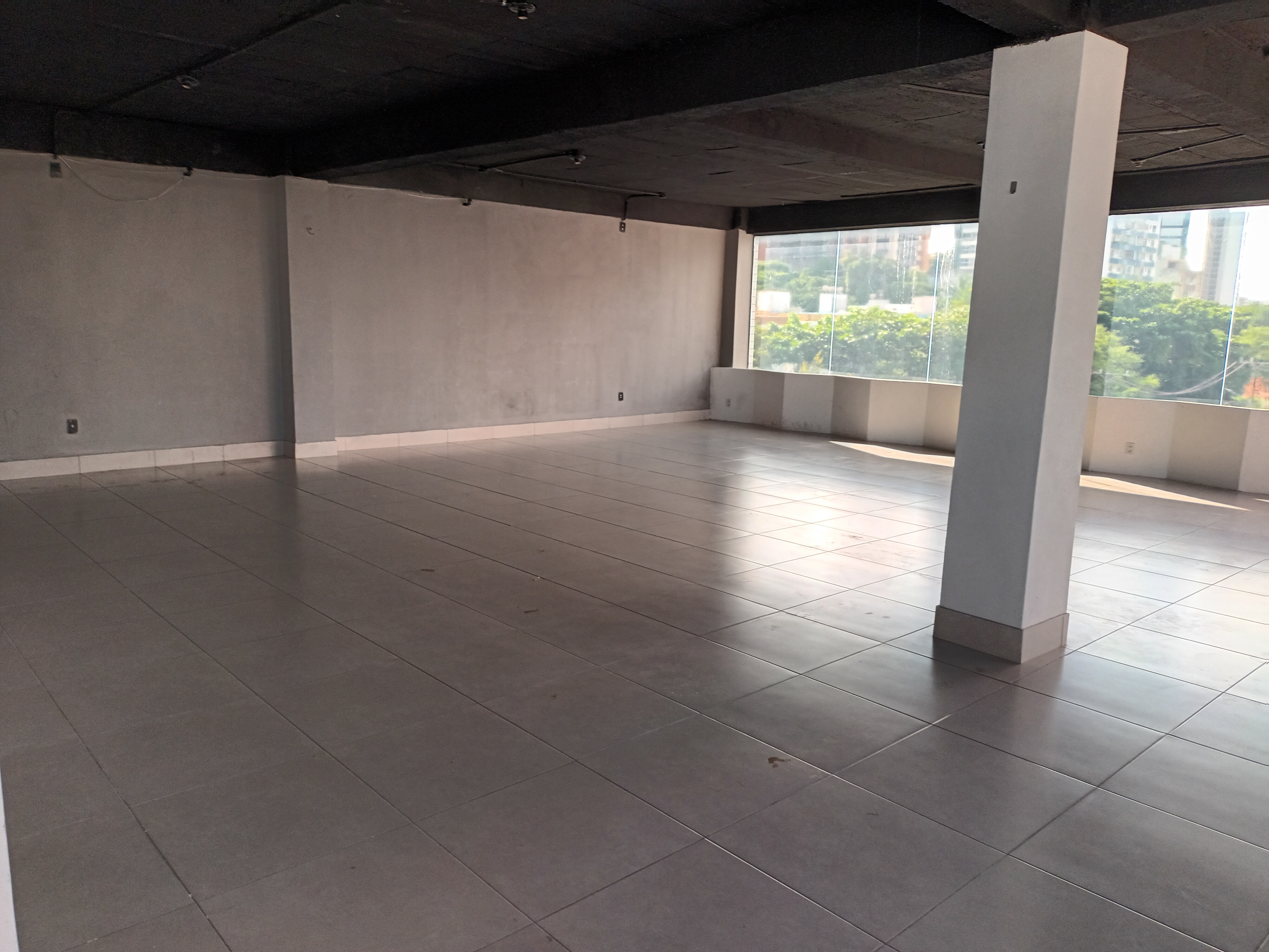 Imagem Sala Comercial para Alugar, 360 m² em Santo Antônio dos Prazeres - Feira de Santana Imagem Sala Comercial para Alugar, 360 m² em Santo Antônio dos Prazeres - Feira de Santana