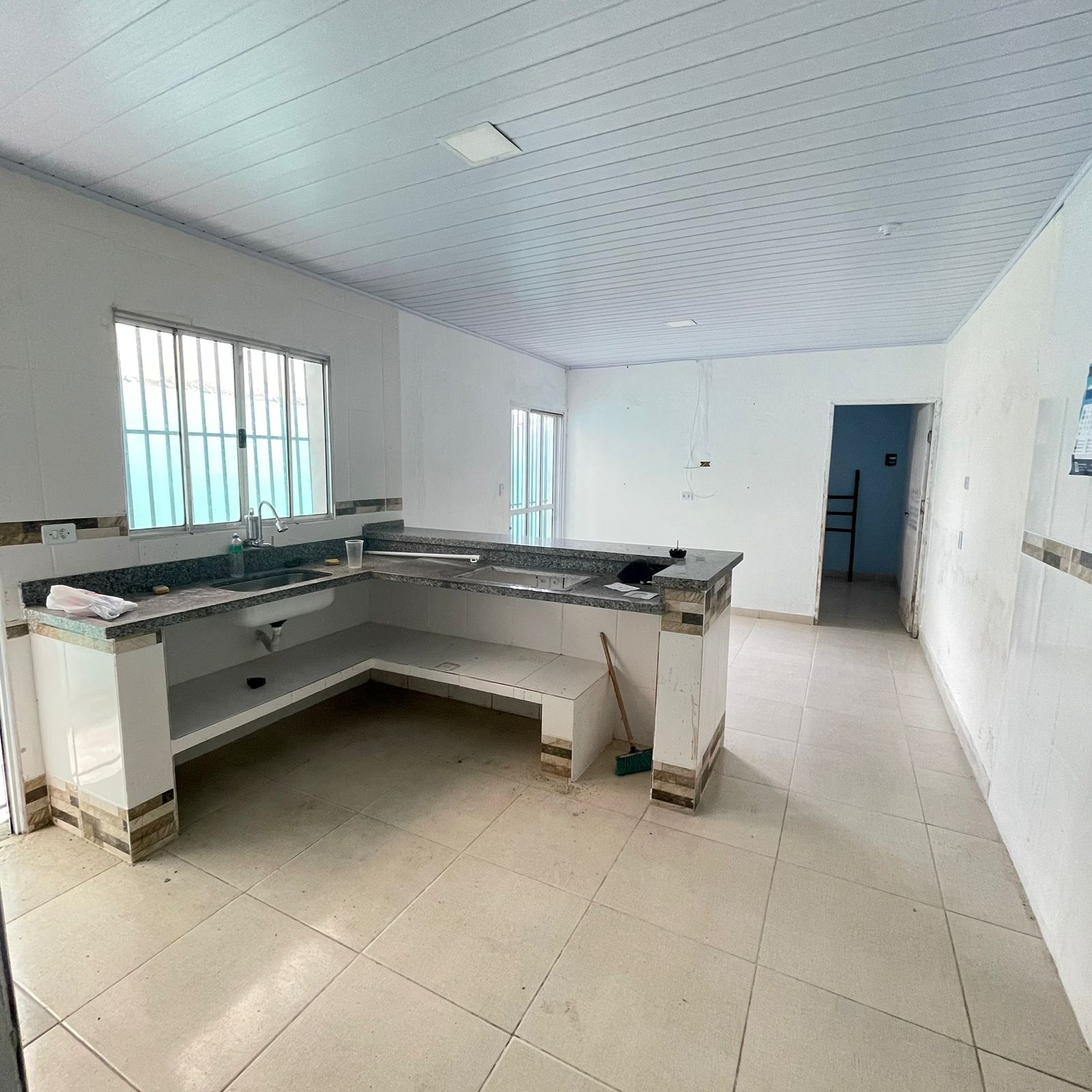 Imagem Casa com 2 Quartos à Venda, 60 m²em Balneário Gaivota - Itanhaém Imagem Casa com 2 Quartos à Venda, 60 m²em Balneário Gaivota - Itanhaém