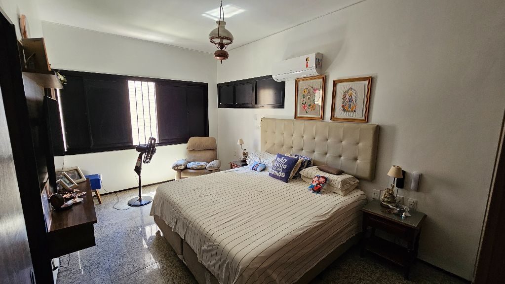 Imagem Apartamento com 4 Quartos à Venda, 292 m²em Meireles - Fortaleza