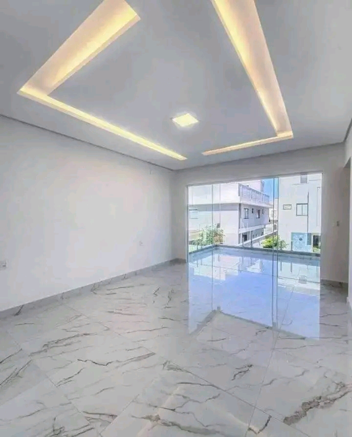 Imagem Casa de Condomínio com 4 Quartos à Venda, 251 m²em Cidade Alphaville  - Eusébio 