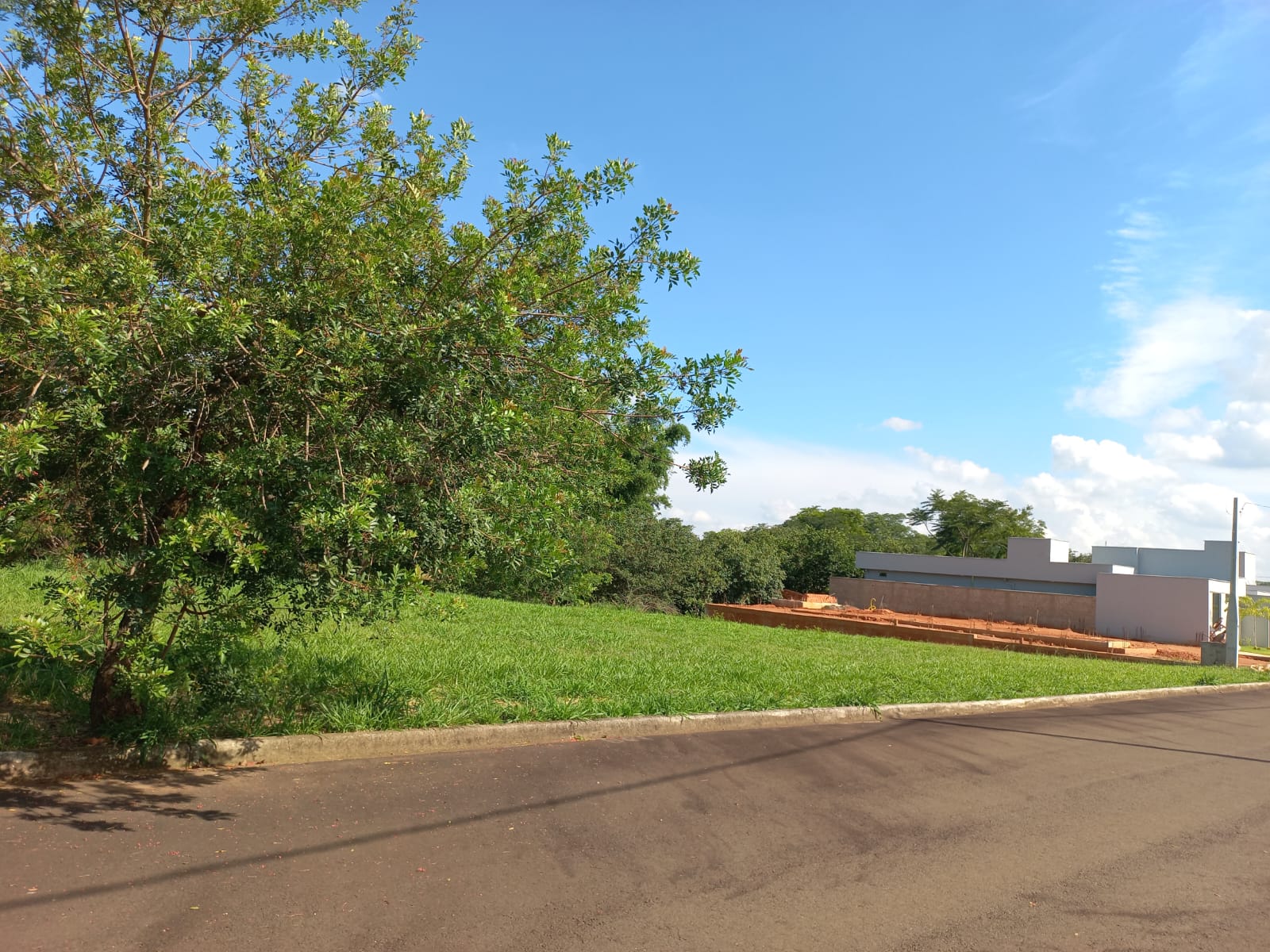 Imagem Terreno à Venda, 312 m² em Residencial Vitório Cezarino - RIO DAS PEDRAS Imagem Terreno à Venda, 312 m² em Residencial Vitório Cezarino - RIO DAS PEDRAS