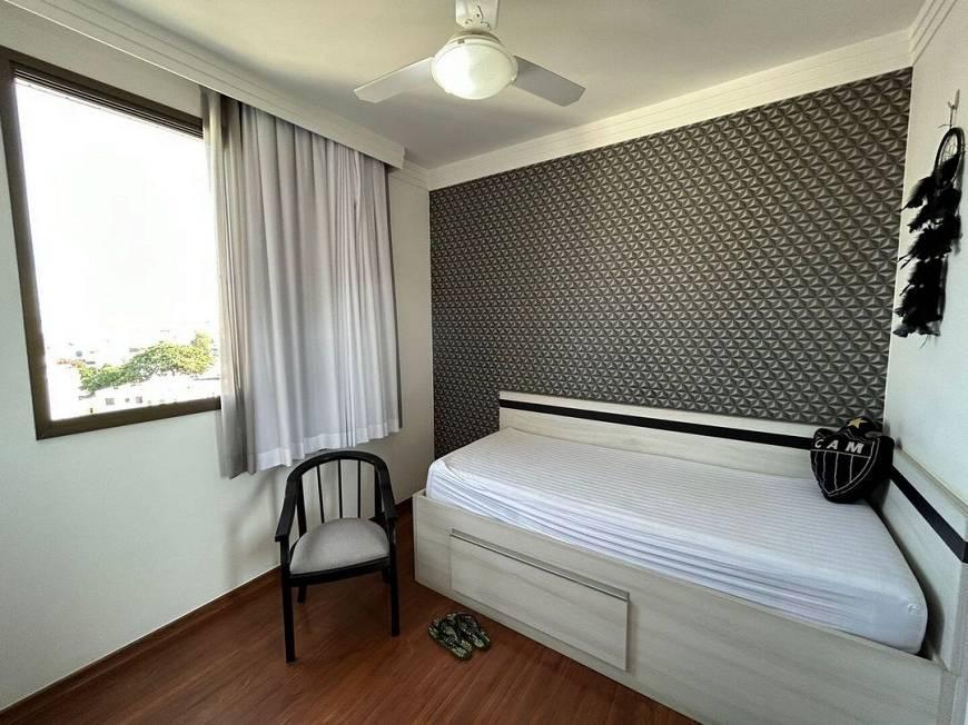 Imagem Apartamento com 4 Quartos à Venda, 118 m²em Prado - Belo Horizonte