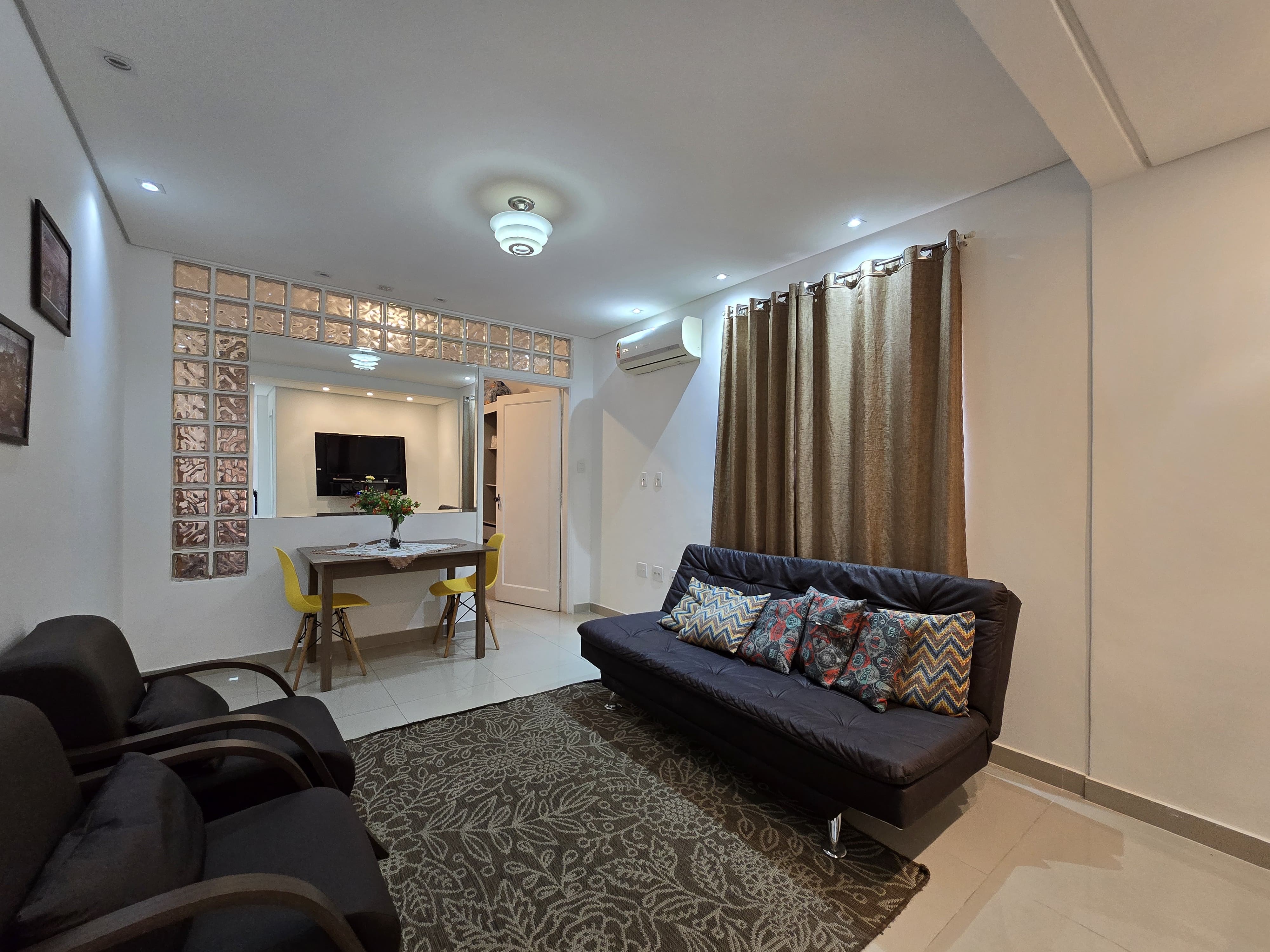 Imagem Apartamento com 1 Quarto à Venda, 46 m²em Gonzaga - Santos