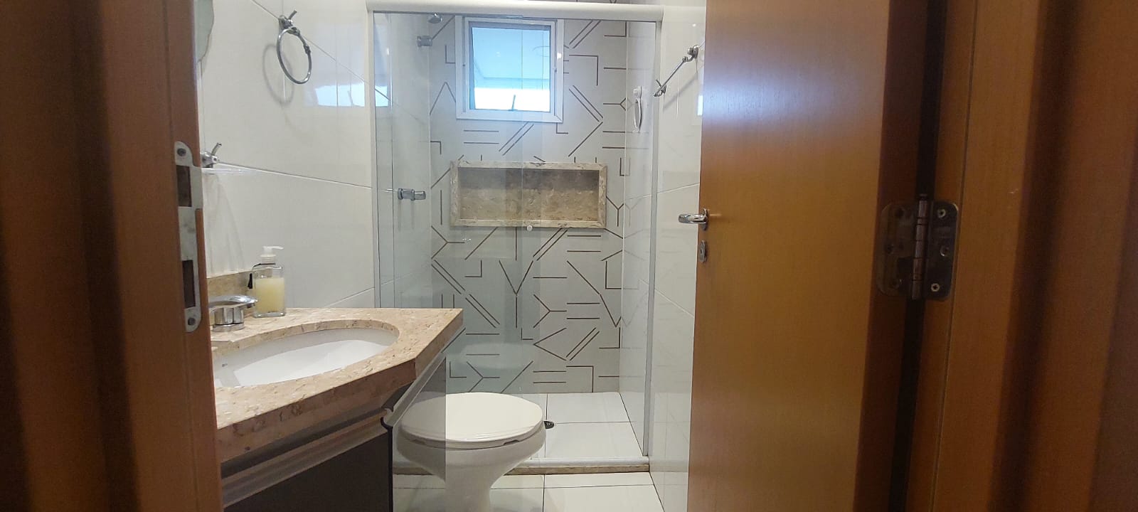Imagem Apartamento com 2 Quartos à Venda, 77 m²em Gonzaga - Santos