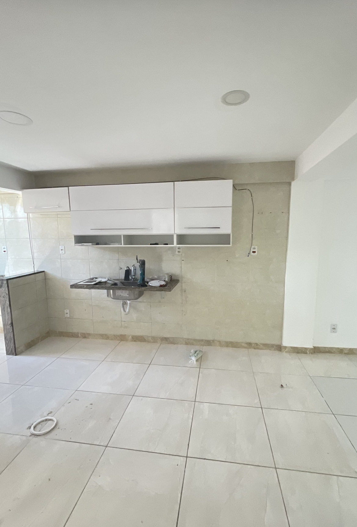 Imagem Casa de Condomínio com 2 Quartos para Alugar, 70 m²em São Cristóvão - Salvador Imagem Casa de Condomínio com 2 Quartos para Alugar, 70 m²em São Cristóvão - Salvador