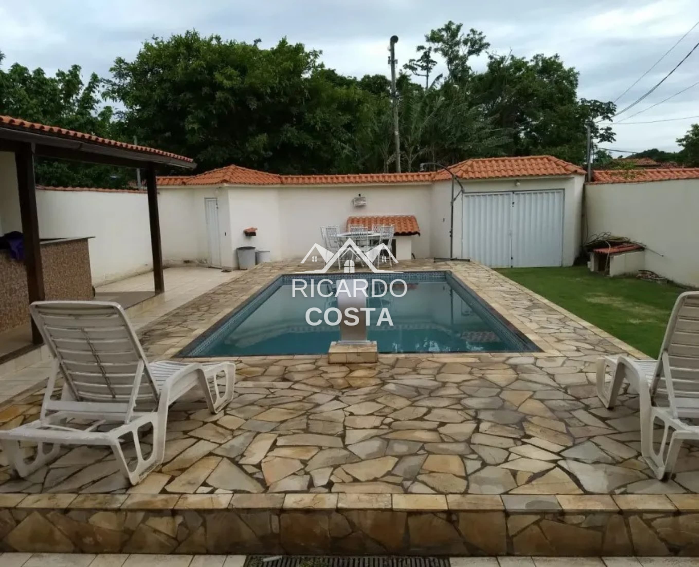 Imagem Casa com 2 Quartos à Venda, 197 m² em Ponta Negra (Ponta Negra) - Maricá