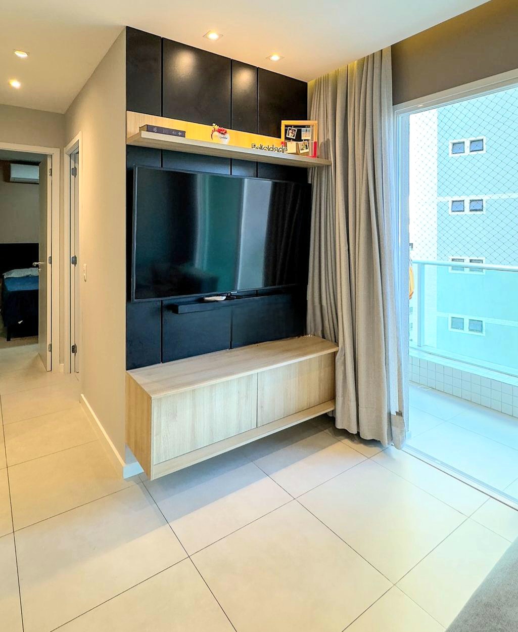 Imagem Apartamento com 2 Quartos à Venda, 55 m²em Meireles - Fortaleza