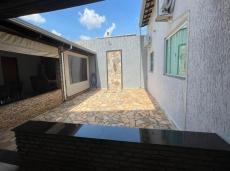 Imagem Casa com 4 Quartos à Venda, 272 m²em Presidente Roosevelt - Uberlândia