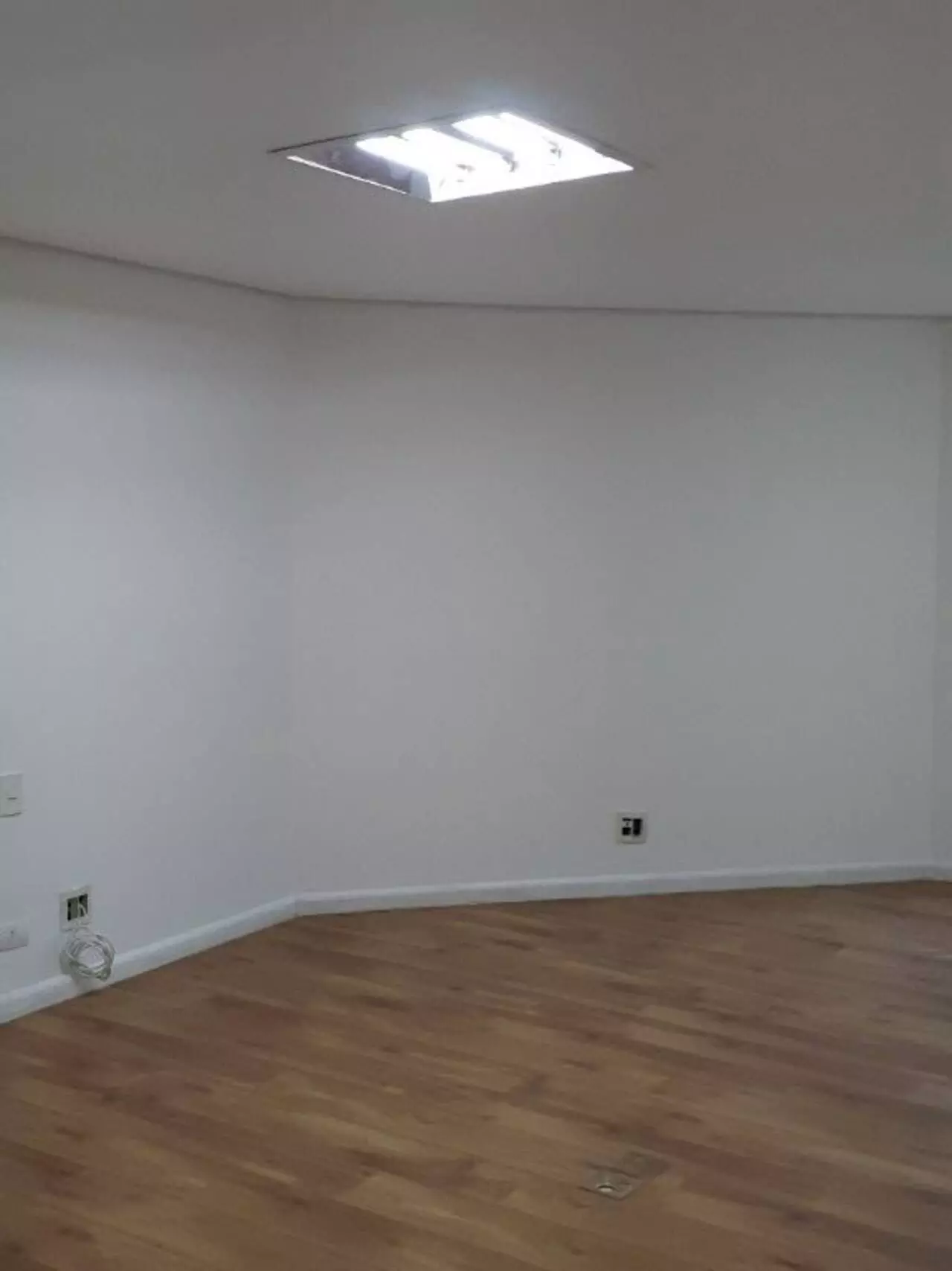 Imagem Sala Comercial à Venda ou Locação, 204 m²em Cidade Monções - São Paulo Imagem Sala Comercial à Venda ou Locação, 204 m²em Cidade Monções - São Paulo