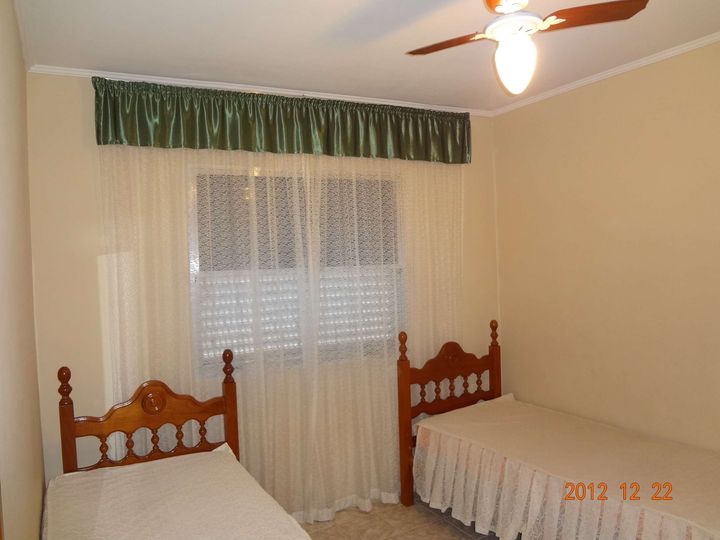 Imagem Apartamento com 2 Quartos à Venda, 68 m² em Guilhermina - Praia Grande