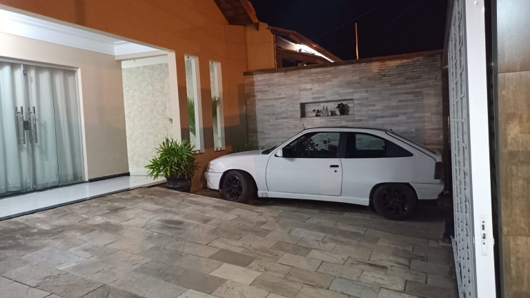 Imagem Casa com 4 Quartos à Venda, 269 m² em Itararé - Campina Grande
