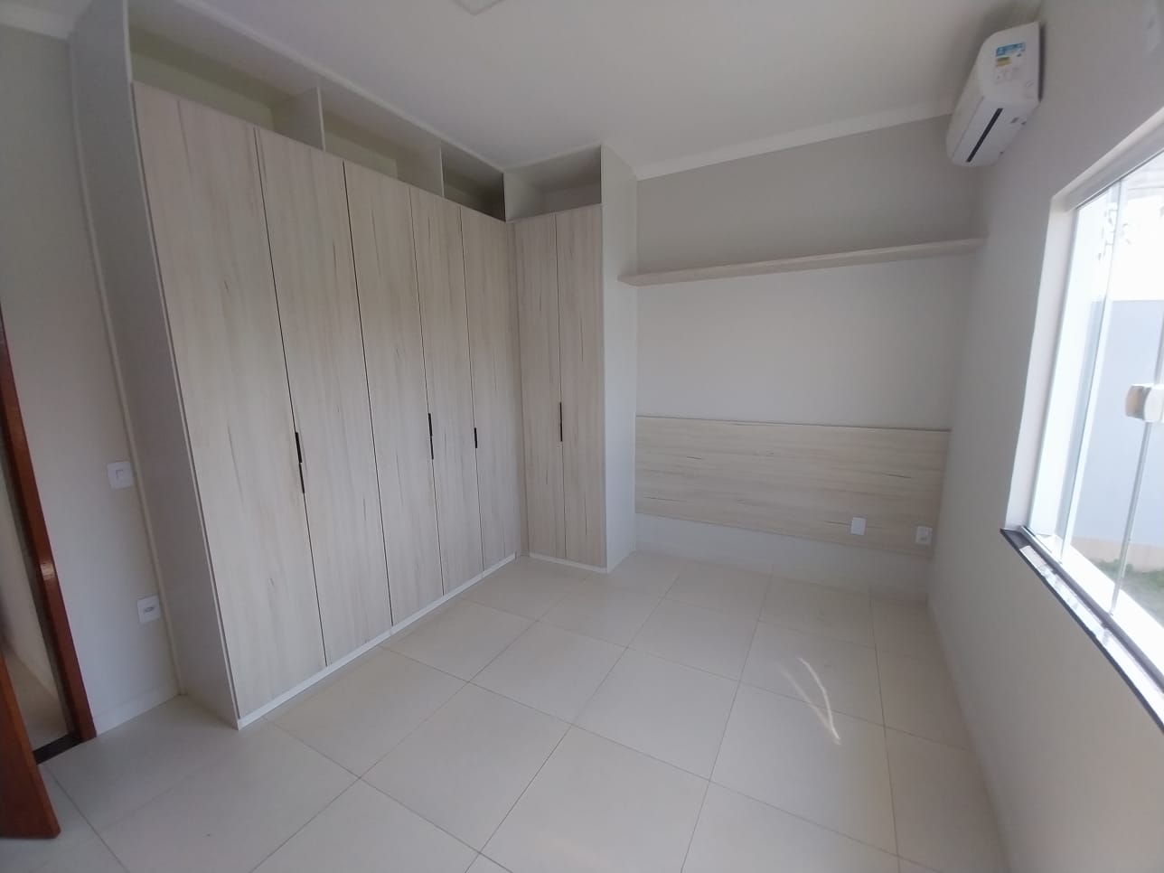 Imagem Casa com 3 Quartos à Venda, 480 m² em Jardim Atlântico Central (Itaipuaçu) - Maricá