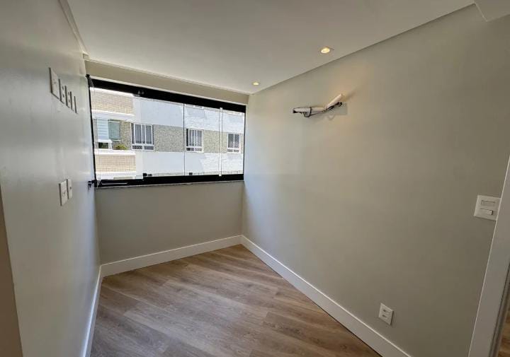 Imagem Casa de Condomínio com 2 Quartos à Venda, 68 m² em Alphaville I - Salvador